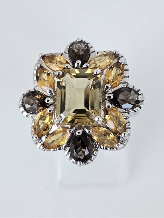 Estate Jewelry - Natural Yellow Citrine & Smoky Quartz Sterling Silver Ring Size 7!